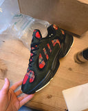Adidas YEEZY700 Absolute Vintage Sneaker - Black