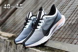 Lunar 35x Sneaker