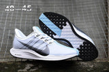 Lunar 35x Sneaker