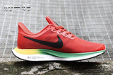 Lunar 35x Sneaker